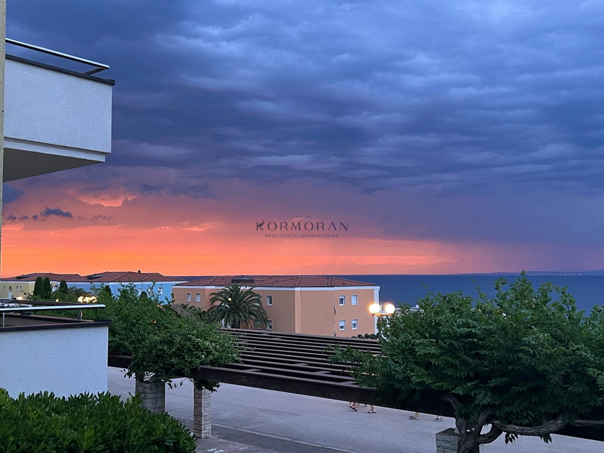 Apartma v pritličju s pogledom na morje